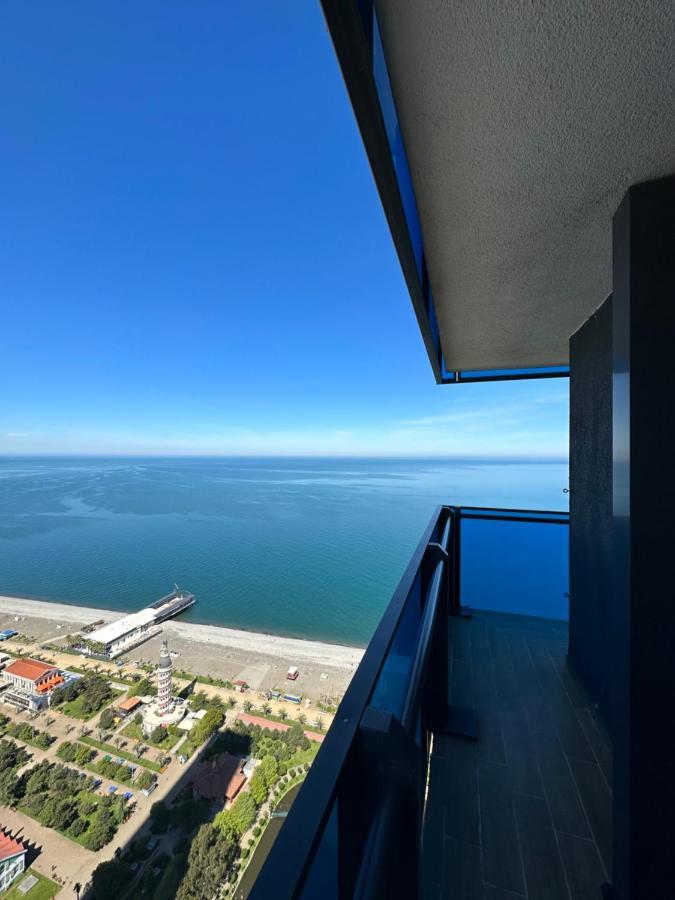 Black Sea Luxury Towers Hotel Batumi Exterior photo